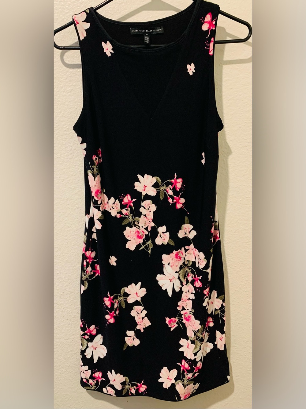 White House Black Market Black Floral Scoop Neck Sleeveless Dress
